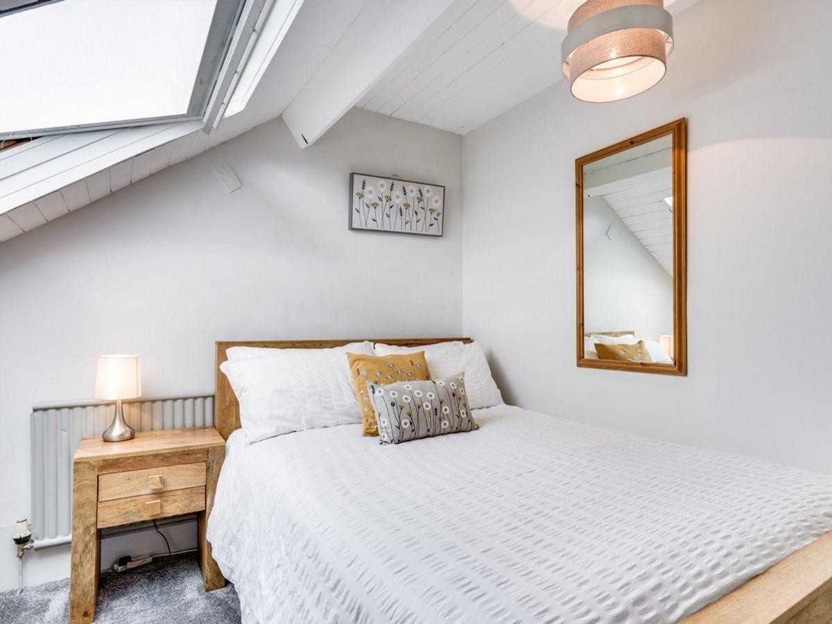Gorgeous Cottage In Bowness Exterior foto